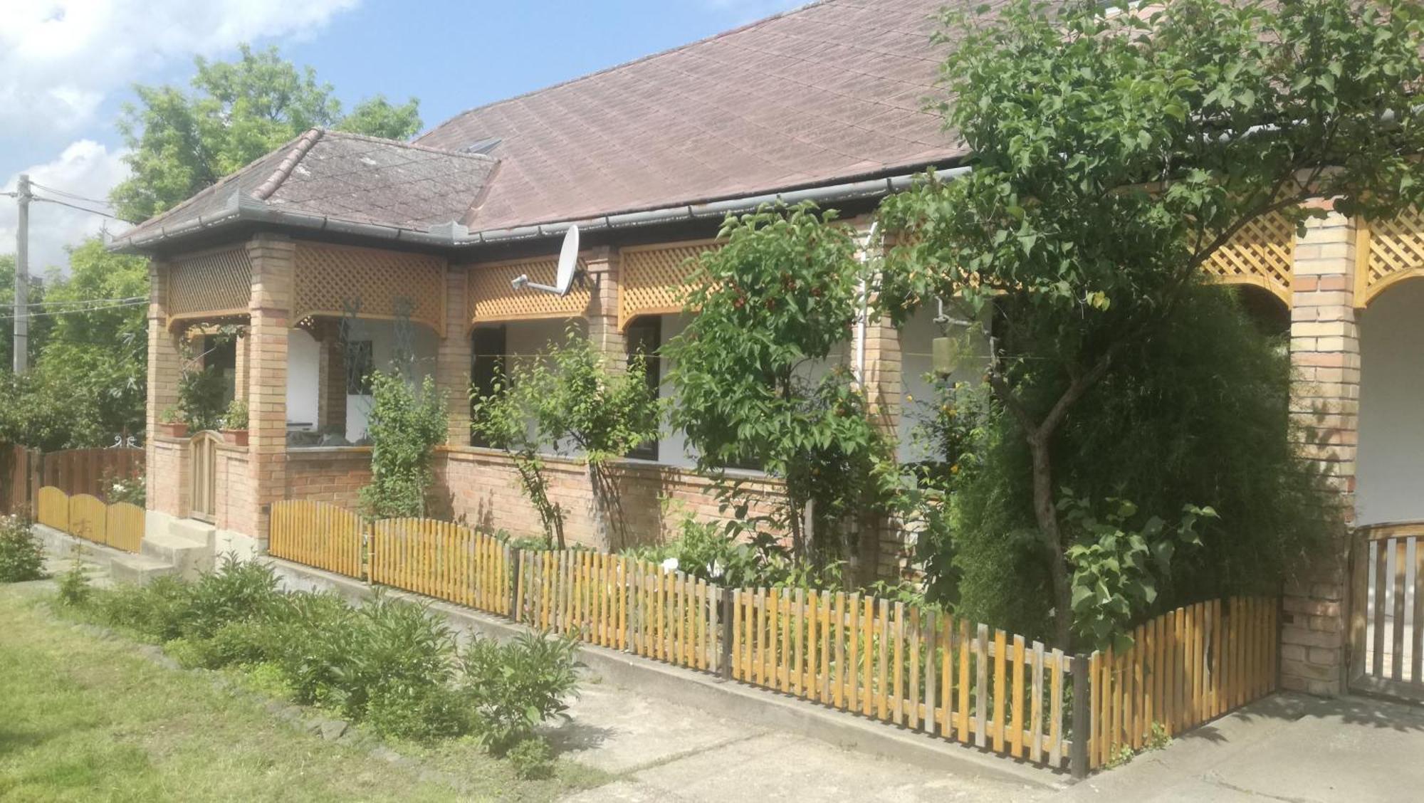 Ferienwohnung Henrietta Vendeghaz Domoszlo Exterior foto